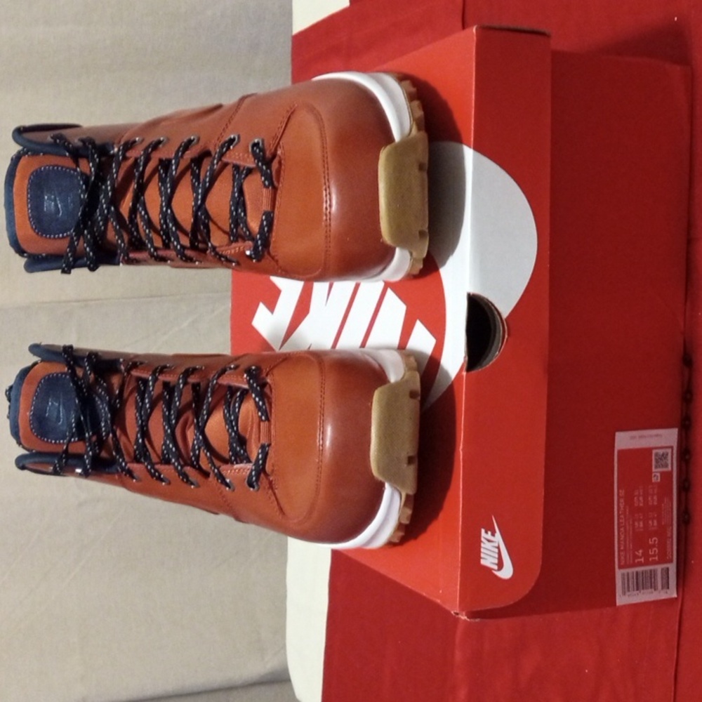 NIKE MANOA LEATHER SE